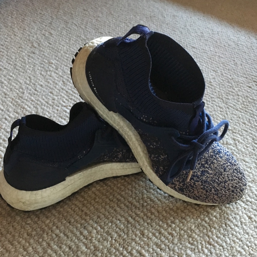 Ultra Boost Adidas Women. Worn 3 times